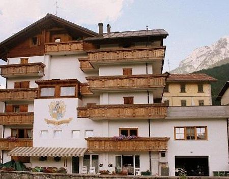 Hotel Villanova Santo Stefano Di Cadore Exterior foto